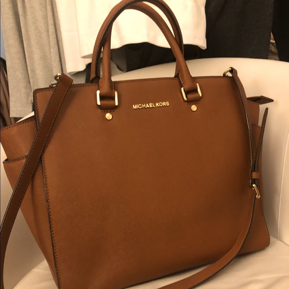Michael Kors Large Selma Purse